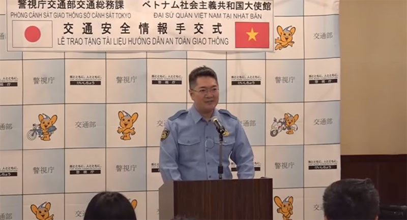 Sở Cảnh sát Tokyo hướng dẫn lái xe an toàn ở ĐSQ Việt Nam